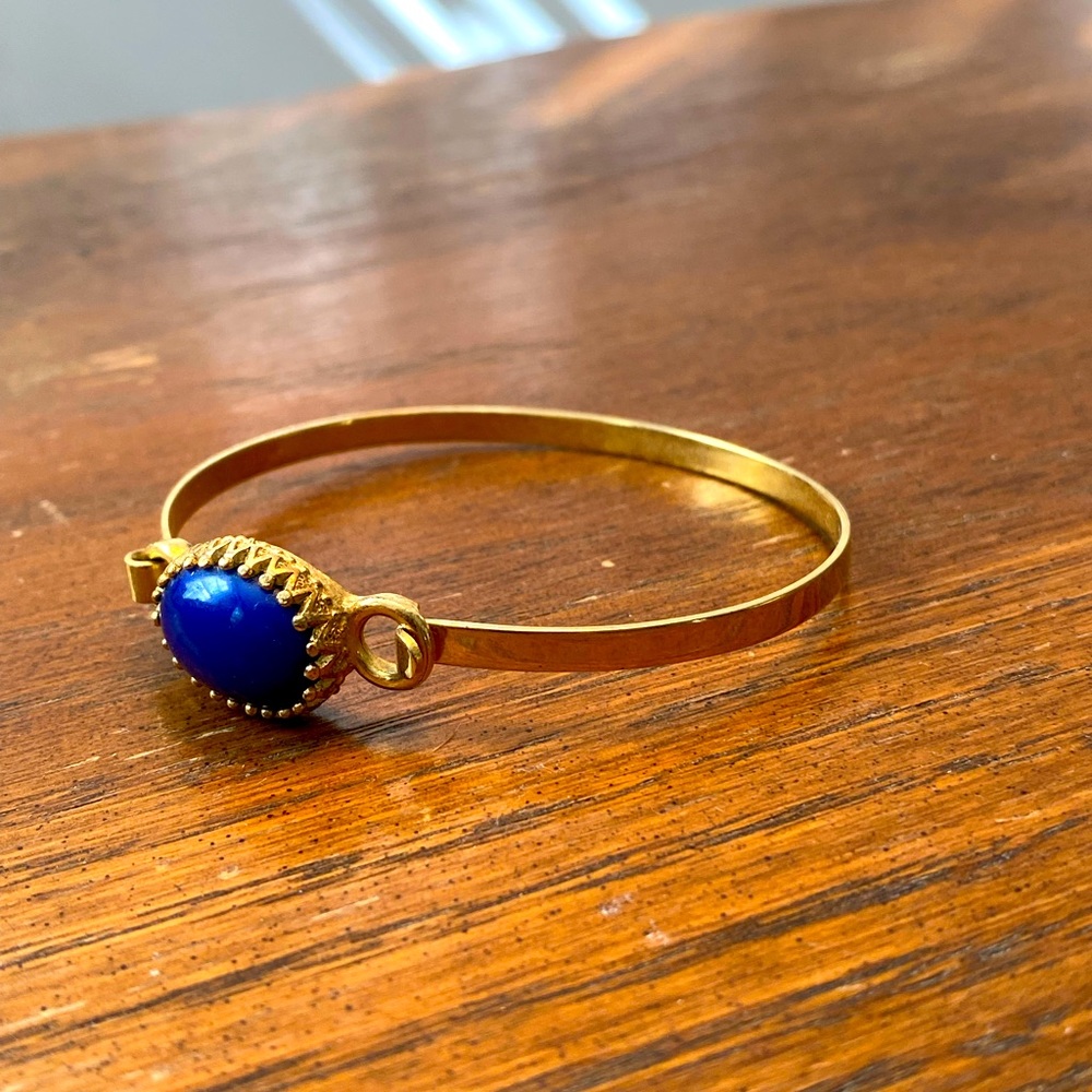 Vintage Avon Bangle with Faux Lapis in Crown Setting